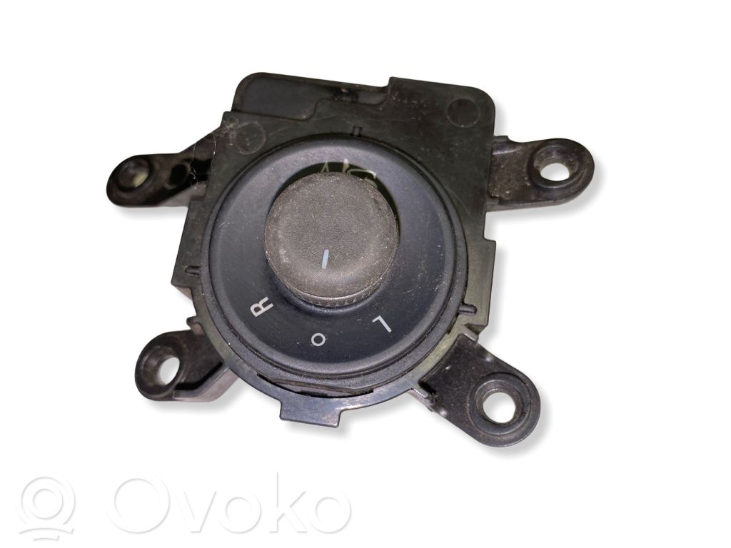 Chevrolet Orlando Przycisk regulacji lusterek bocznych 