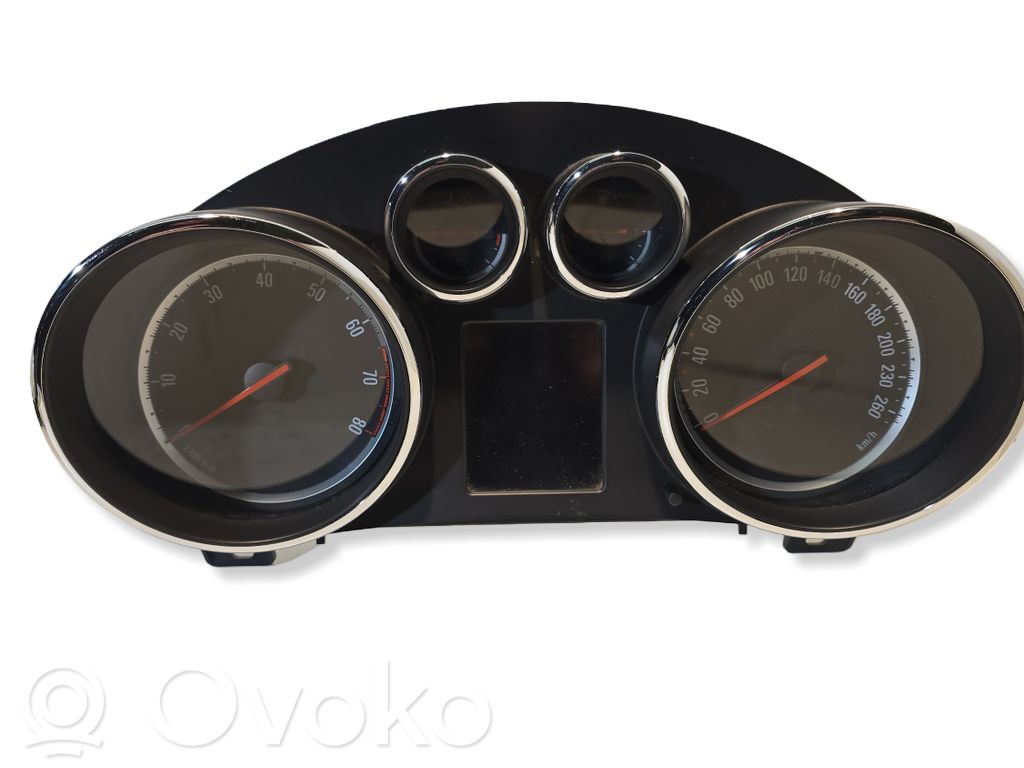 Opel Astra J Speedometer (instrument cluster) 