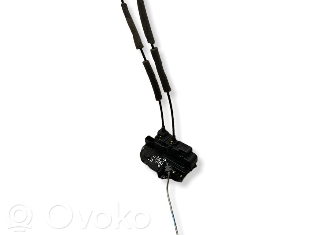 Chevrolet Captiva Priekšpusē slēdzene 