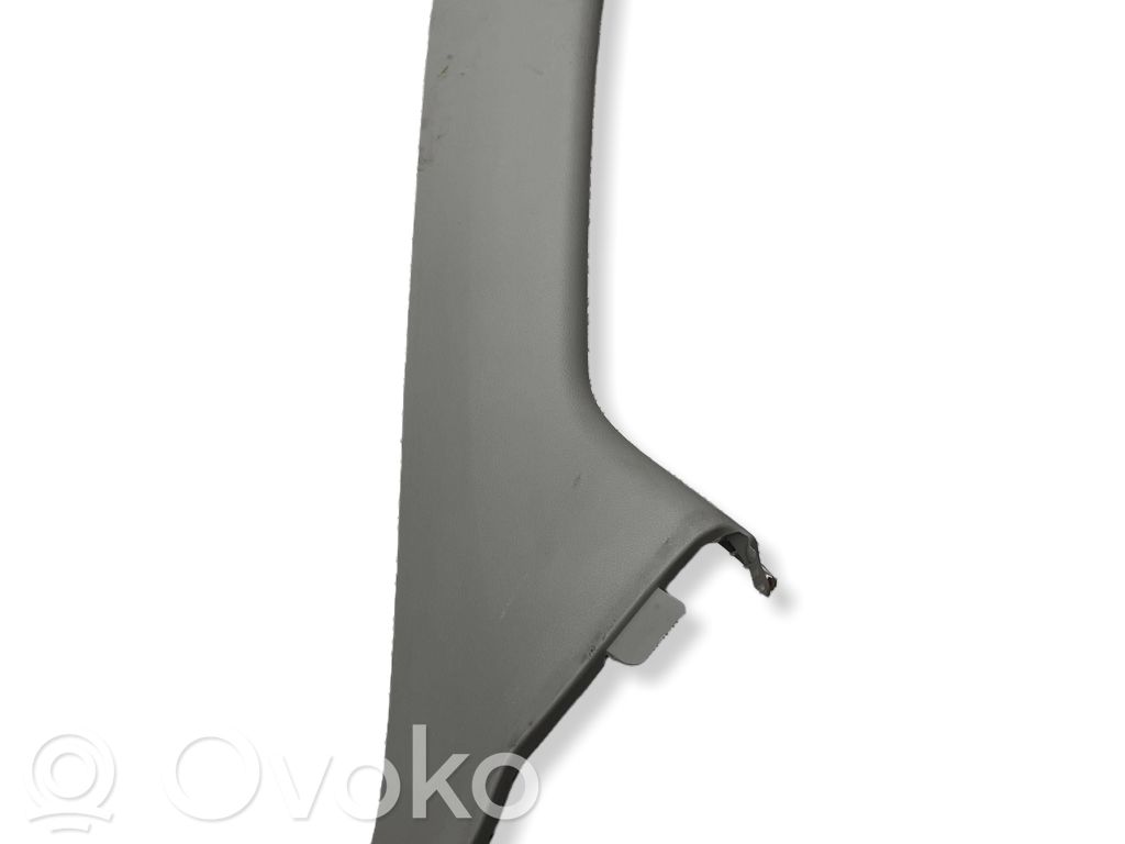 Chevrolet Captiva Osłona słupka szyby przedniej / A 