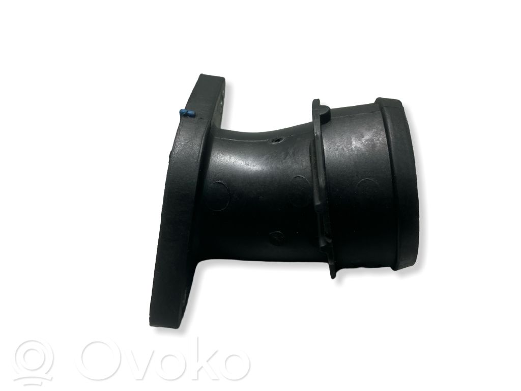 Ford Transit Turboahtimen ilmanoton letku 
