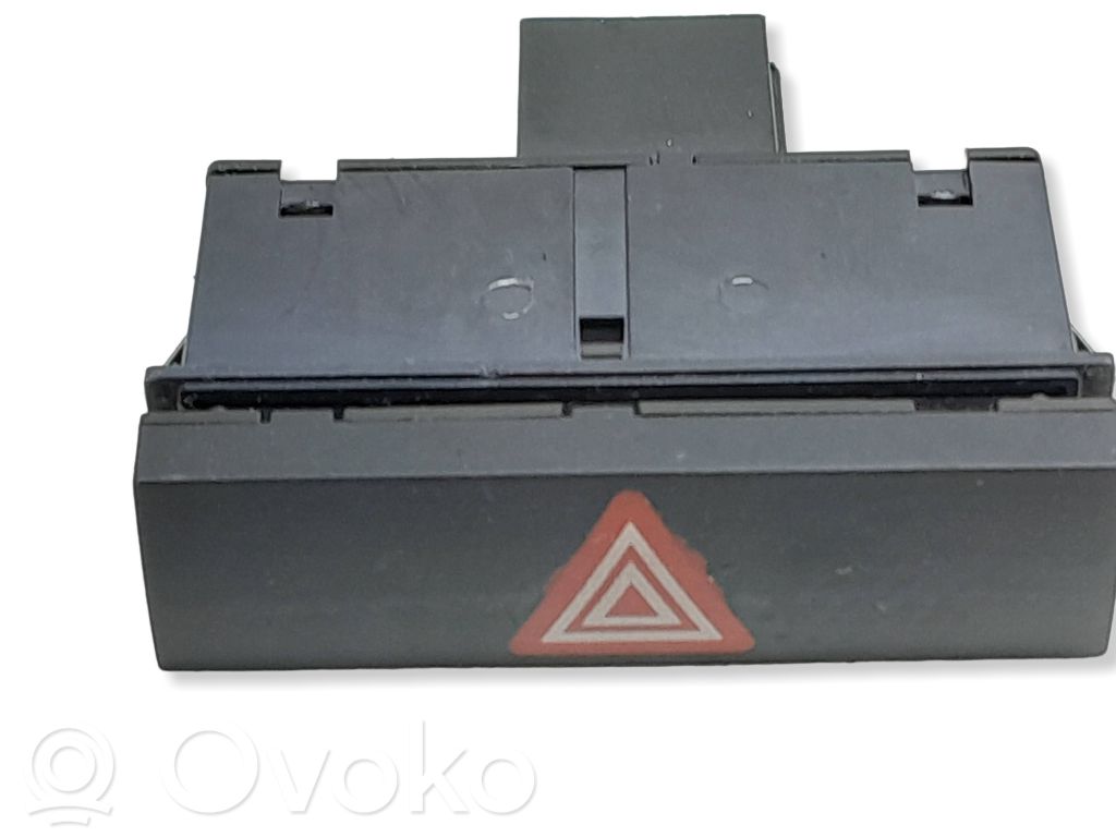 Audi A6 S6 C6 4F Botón interruptor de luz de peligro 