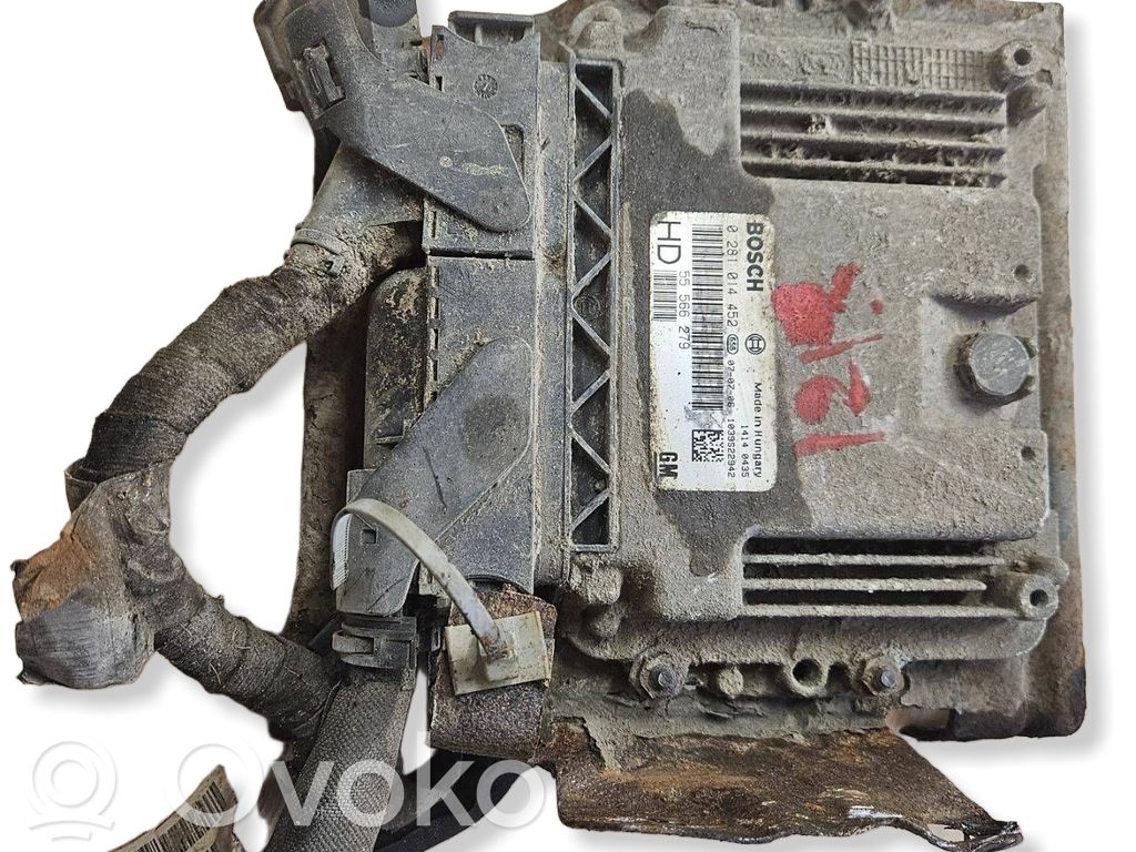 Opel Astra H Engine control unit/module 