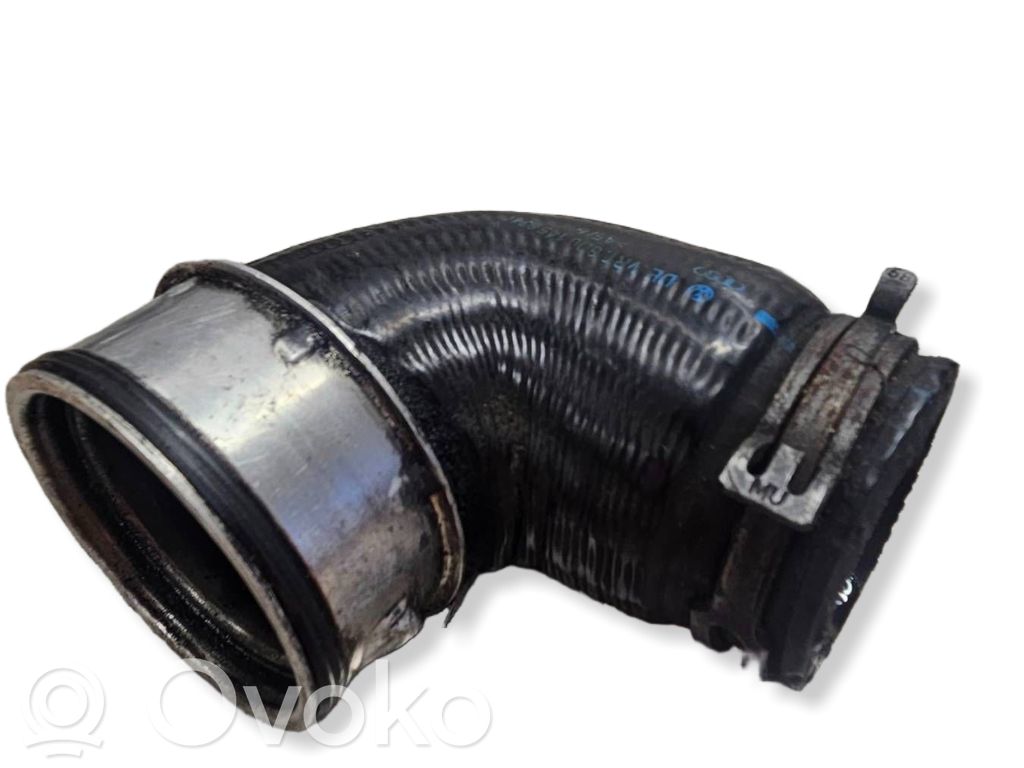 Audi A4 S4 B6 8E 8H Wąż / Rura intercoolera 