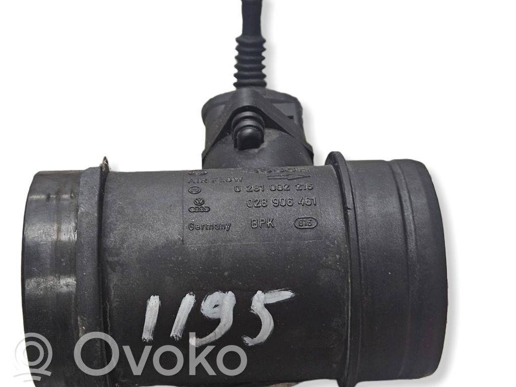Audi A4 S4 B5 8D Przepływomierz masowy powietrza MAF 
