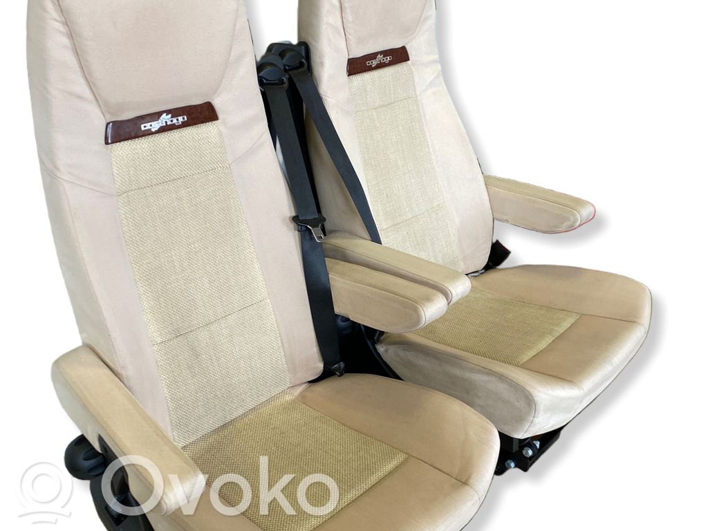Seat set