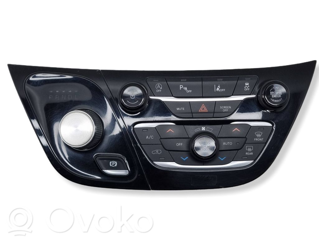 Chrysler Pacifica Climate control unit 