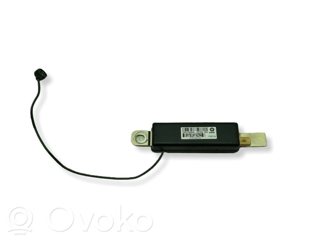 Dodge Challenger Antenos stiprintuvas 