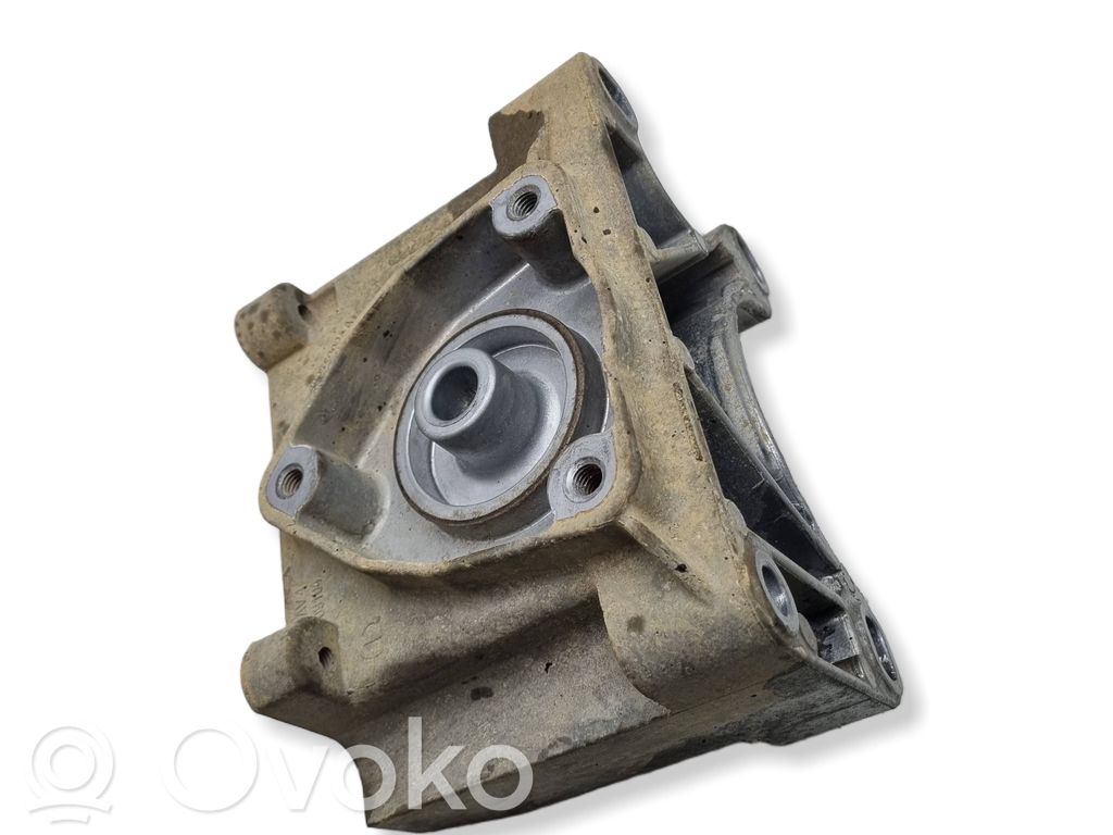 Dodge Durango Gearbox mounting bracket 