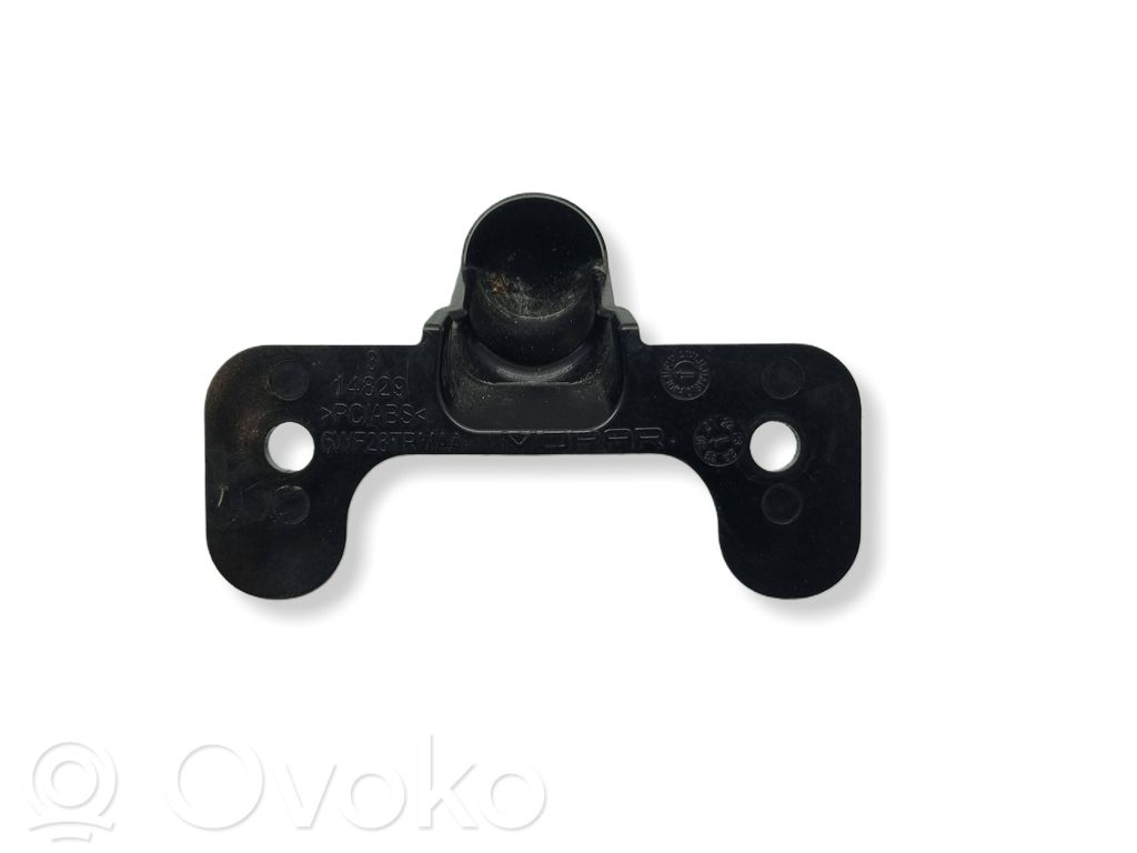 Chrysler Pacifica Soporte del sensor de aparcamiento delantero (PDC) 
