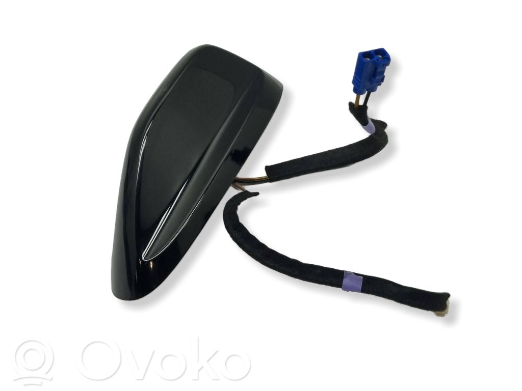 GPS-pystyantenni   P6ZP28XXJAA,605403600