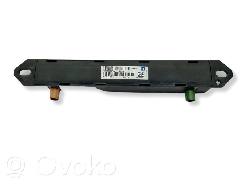 Chrysler Pacifica Antenna control unit 