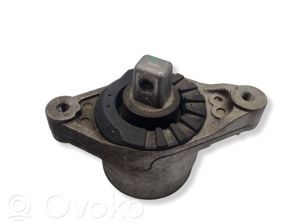 Engine mount bracket   0A236,06700048700,30816,01101