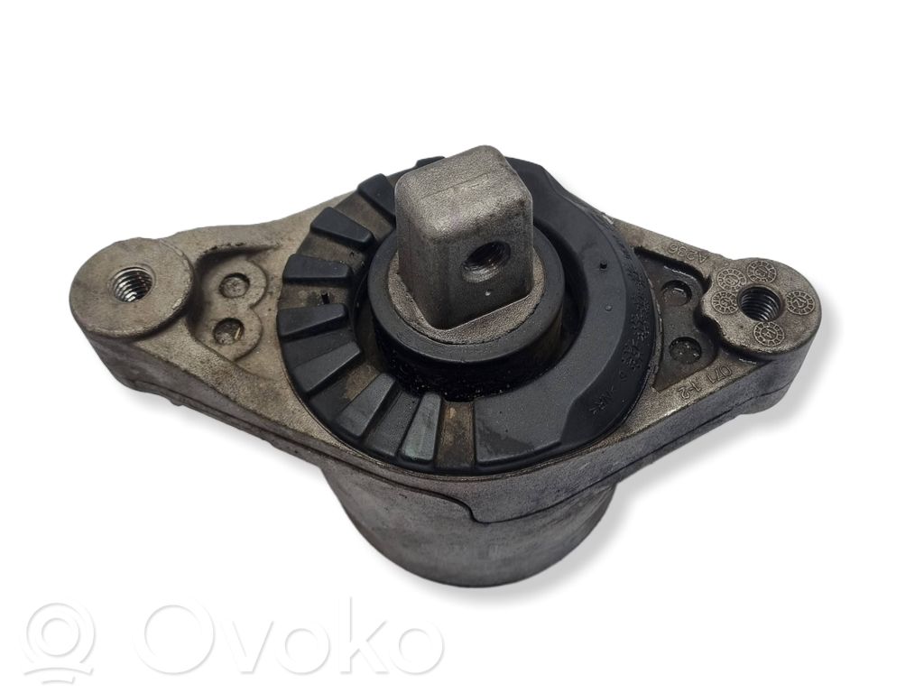 Maserati Ghibli Engine mount bracket 