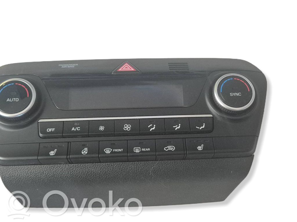 Hyundai Tucson TL Climate control unit 