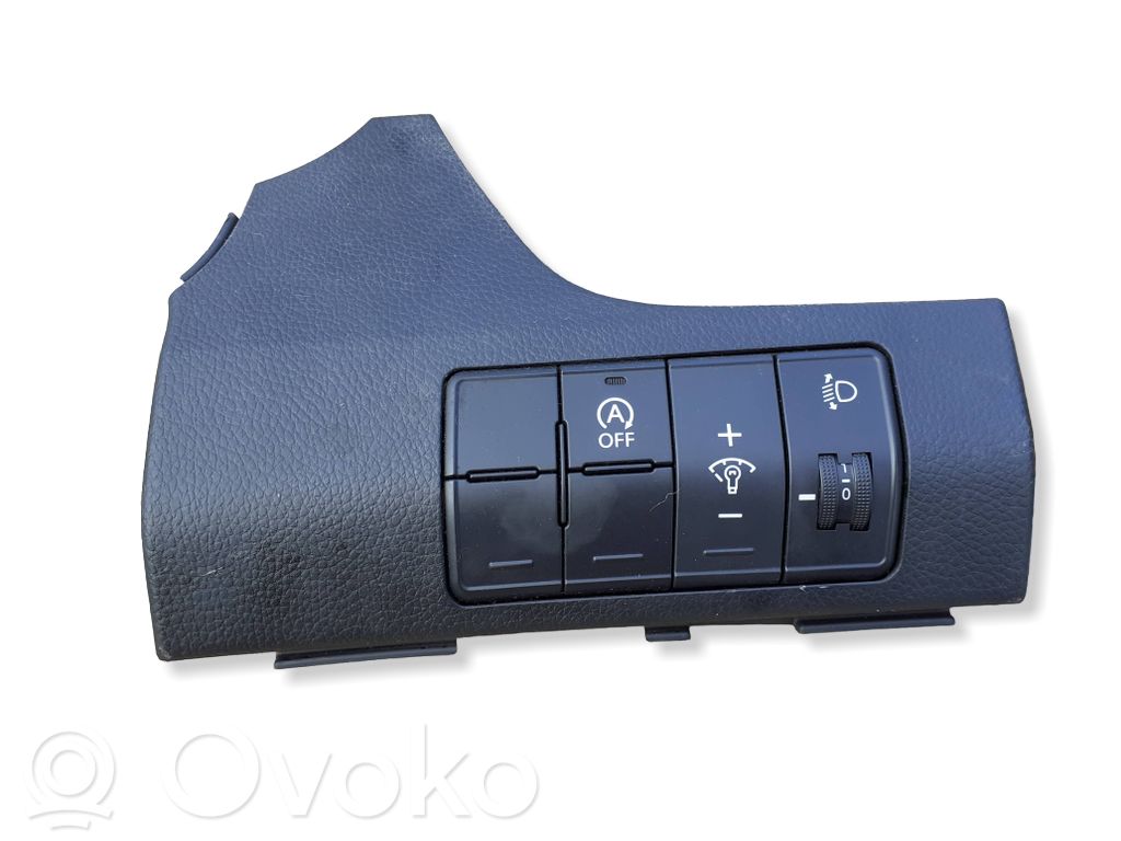 Hyundai i30 Headlight level height control switch 