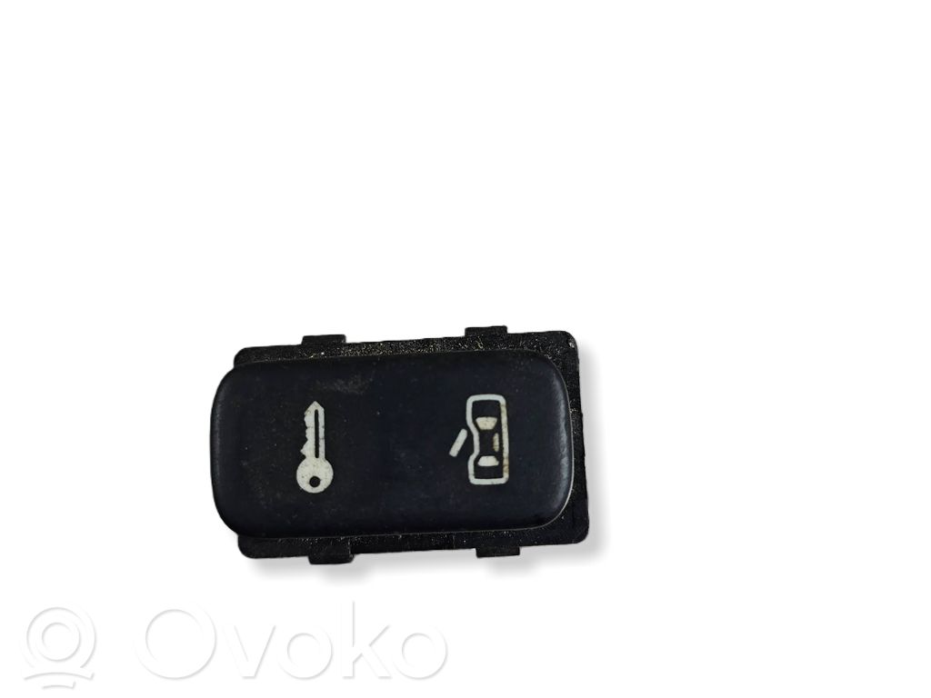 Skoda Rapid (NH) Central locking switch button 