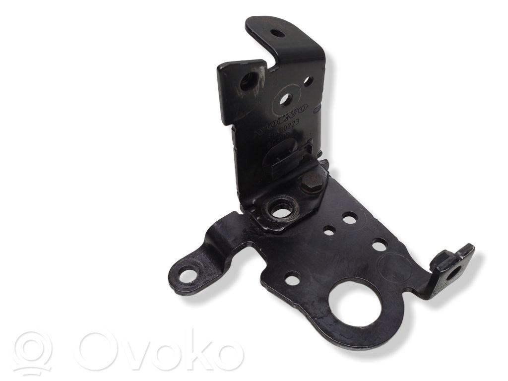 Volvo XC60 Other engine bay part 