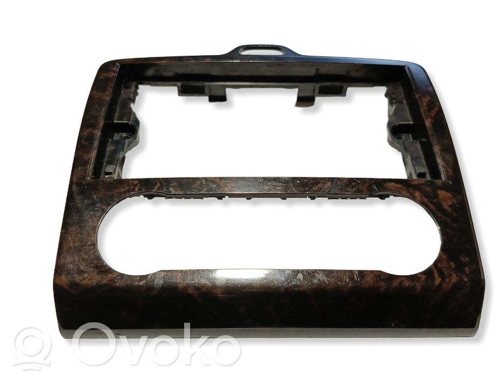 Panelės apdaila   4M5118522EBW12F,4M5118522EBW