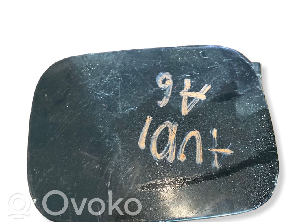 Audi A4 S4 B5 8D Klapka wlewu paliwa 