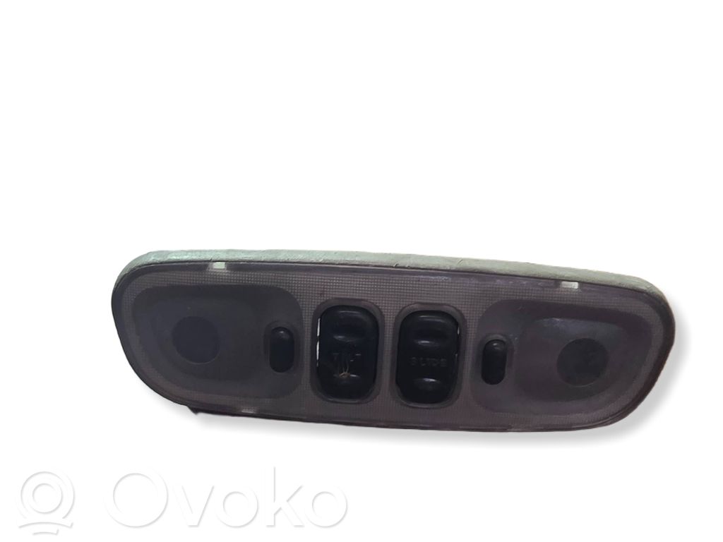 Mazda 626 Luz del asiento delantero 