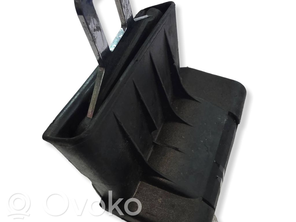 BMW 7 E38 Saugos diržas galinis 