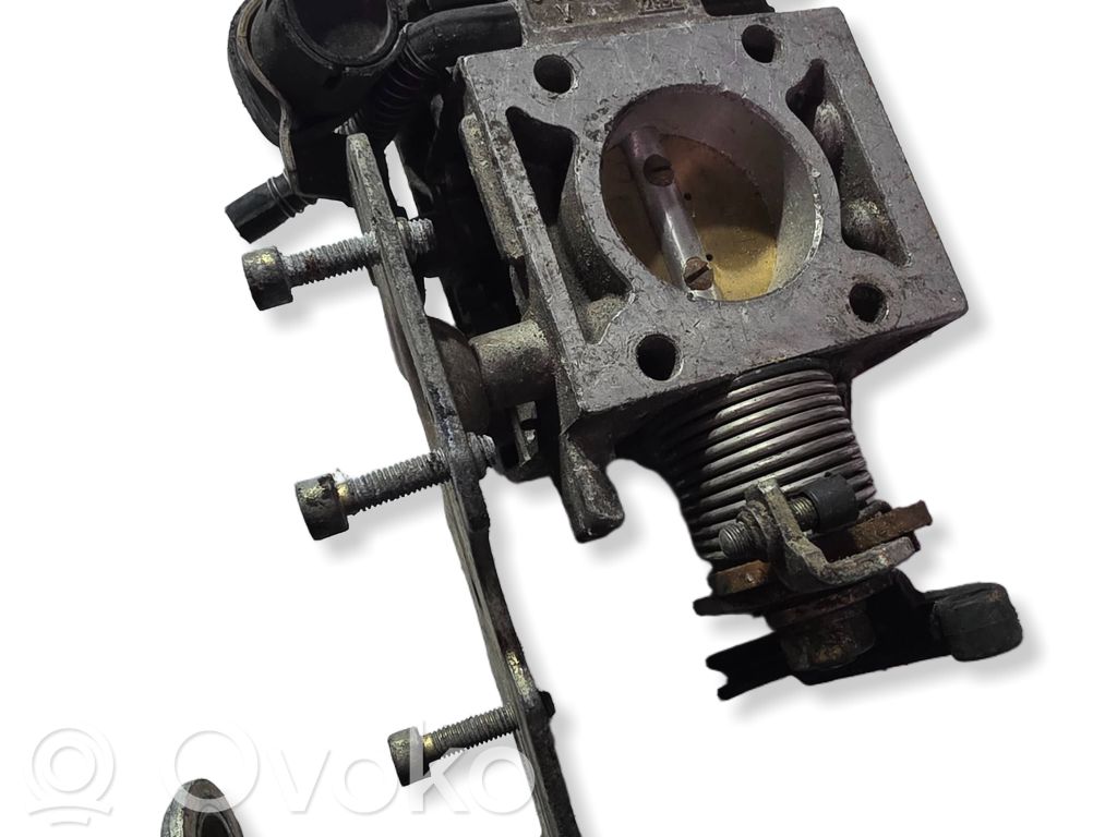 Audi 80 90 B3 Droselinė sklendė 