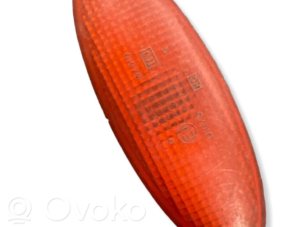 Ford Mondeo MK II Seitenblinker 