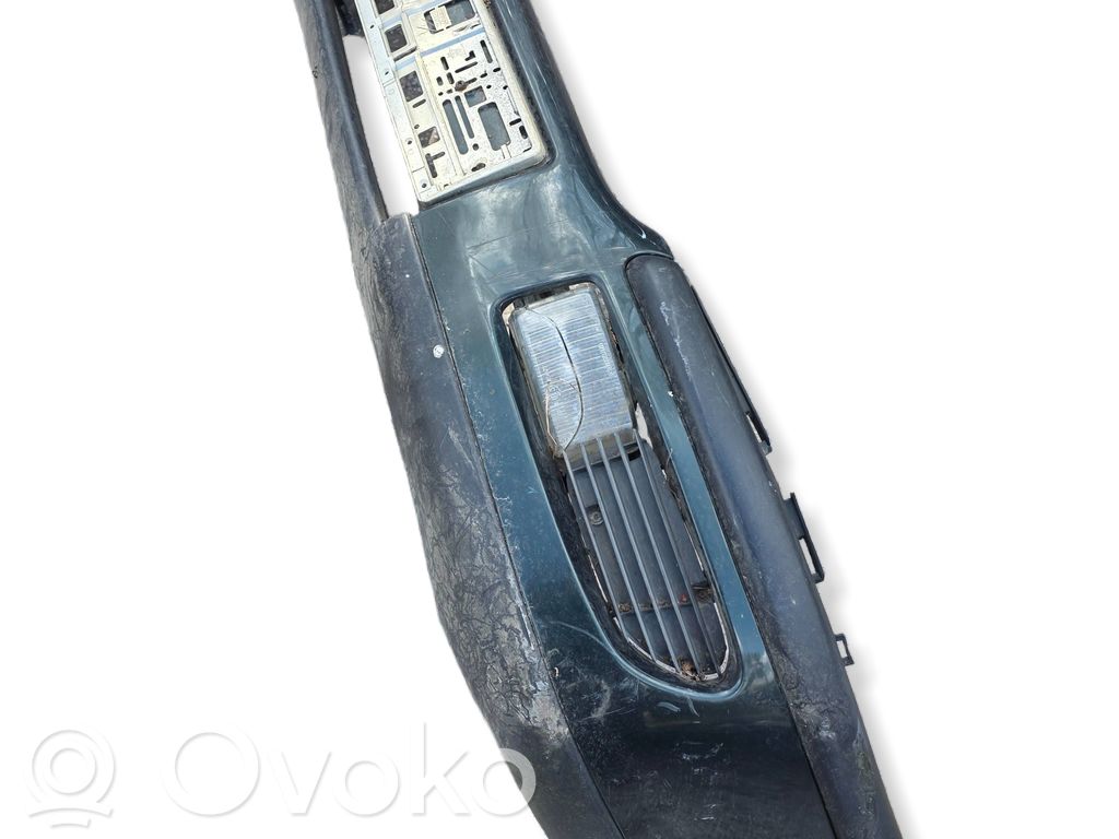 Opel Omega B1 Parachoques delantero 