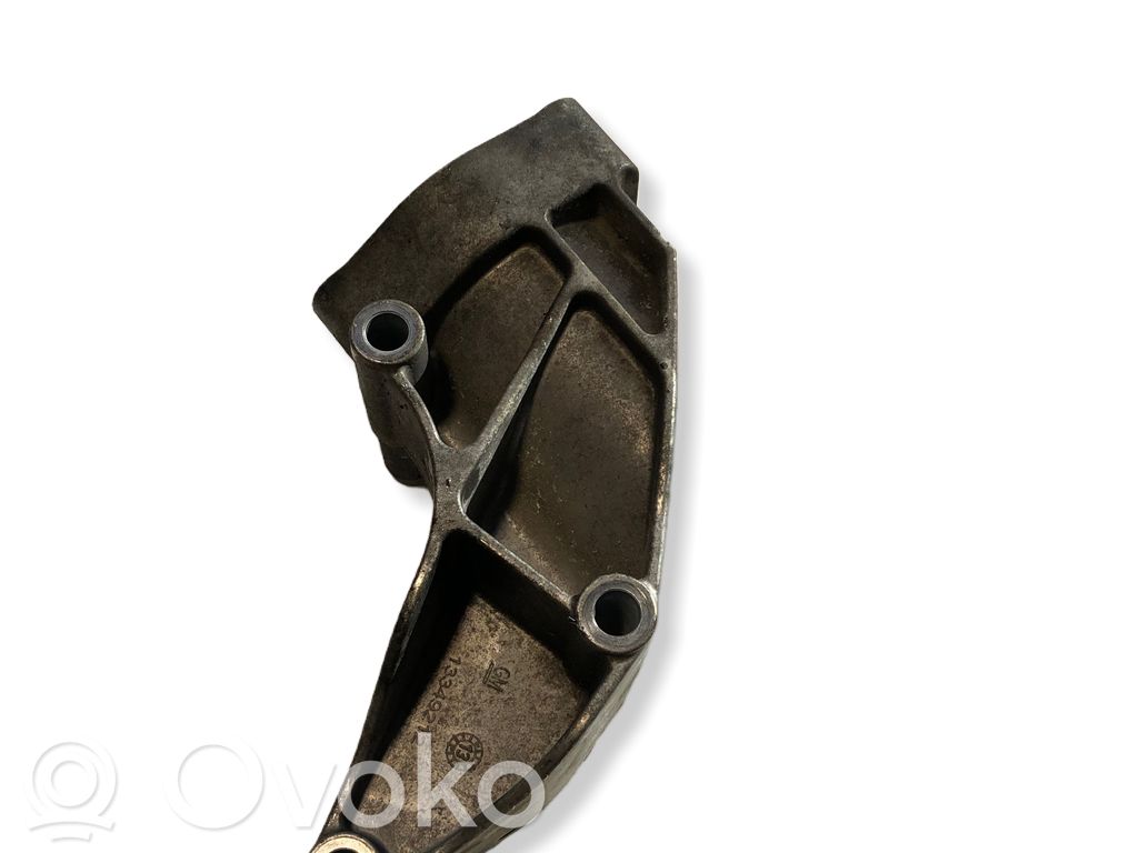 Opel Zafira C Driveshaft support bearing bracket 