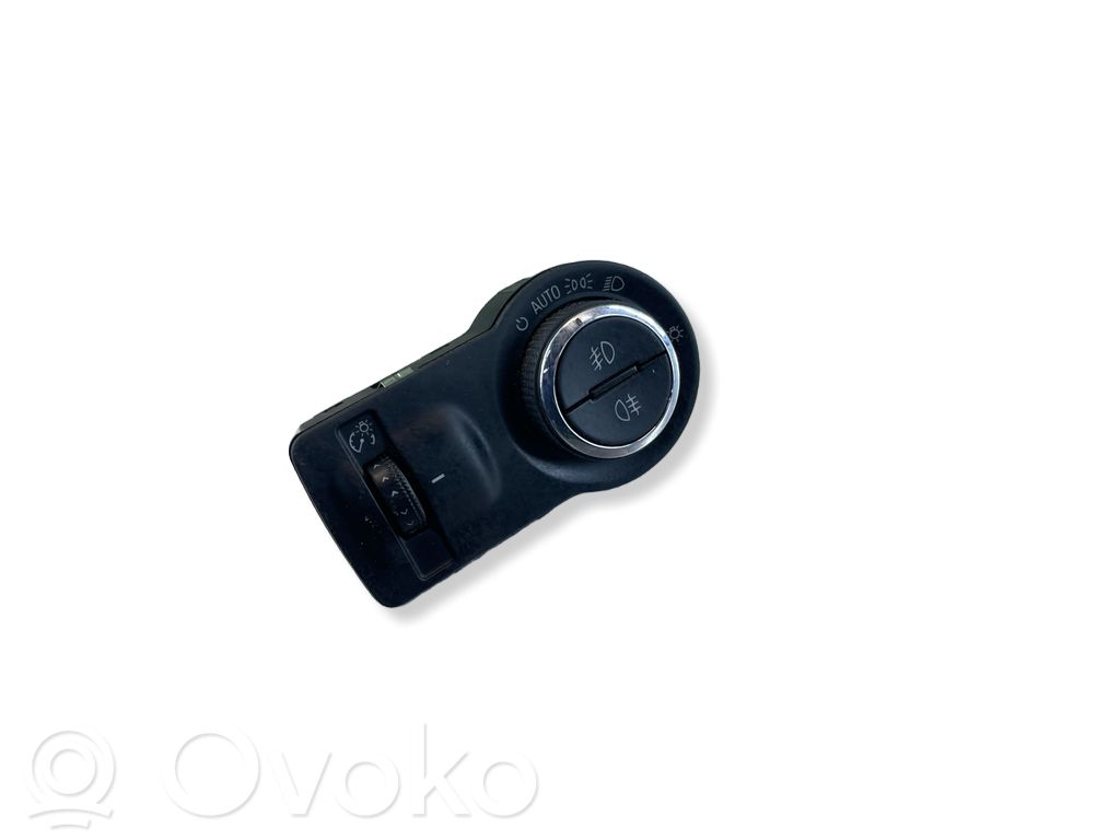 Opel Insignia A Light switch 
