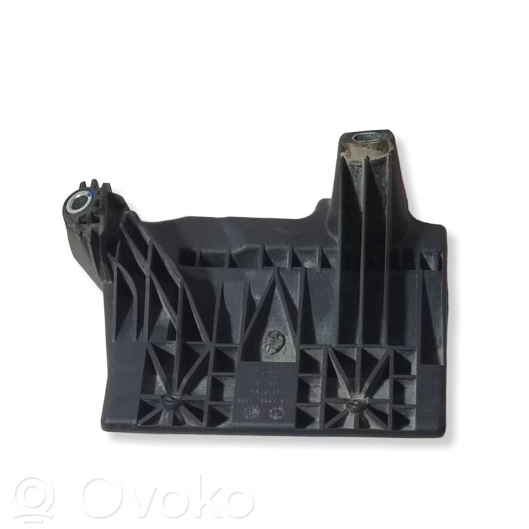 Ford Mondeo MK IV Akun alusta 