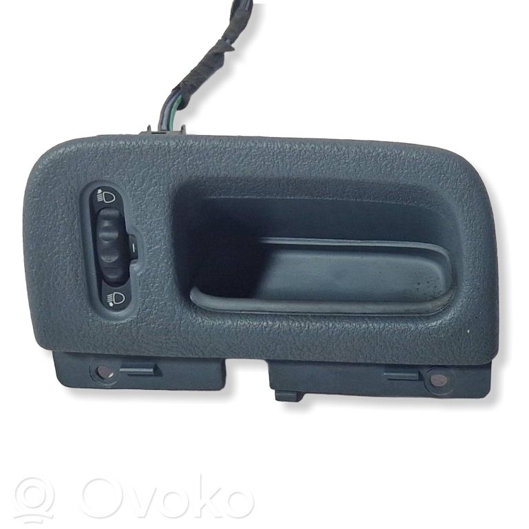 Renault Megane I Headlight level height control switch 