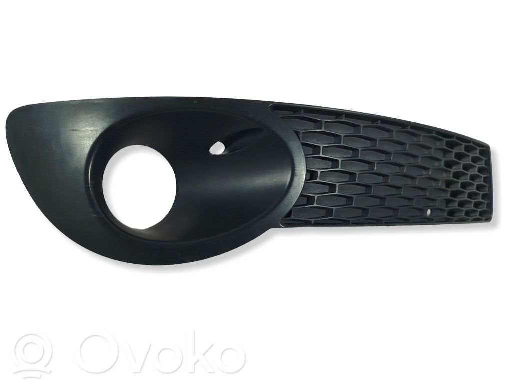 Saab 9-5 Front bumper lower grill 