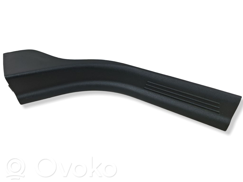 Listwa progowa tylna   8641787