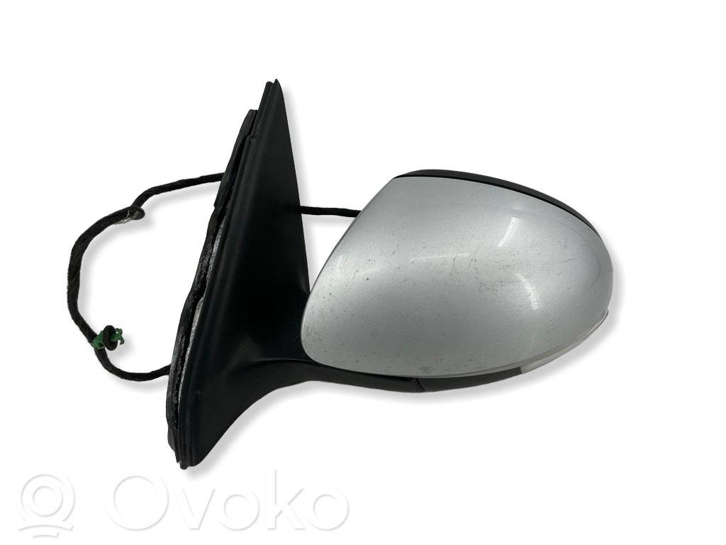 Elektryczne lusterko boczne drzwi przednich   5N1857501AN,D086040