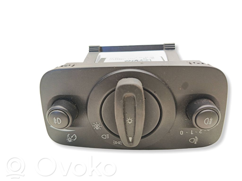 Light switch   10099412,130130A