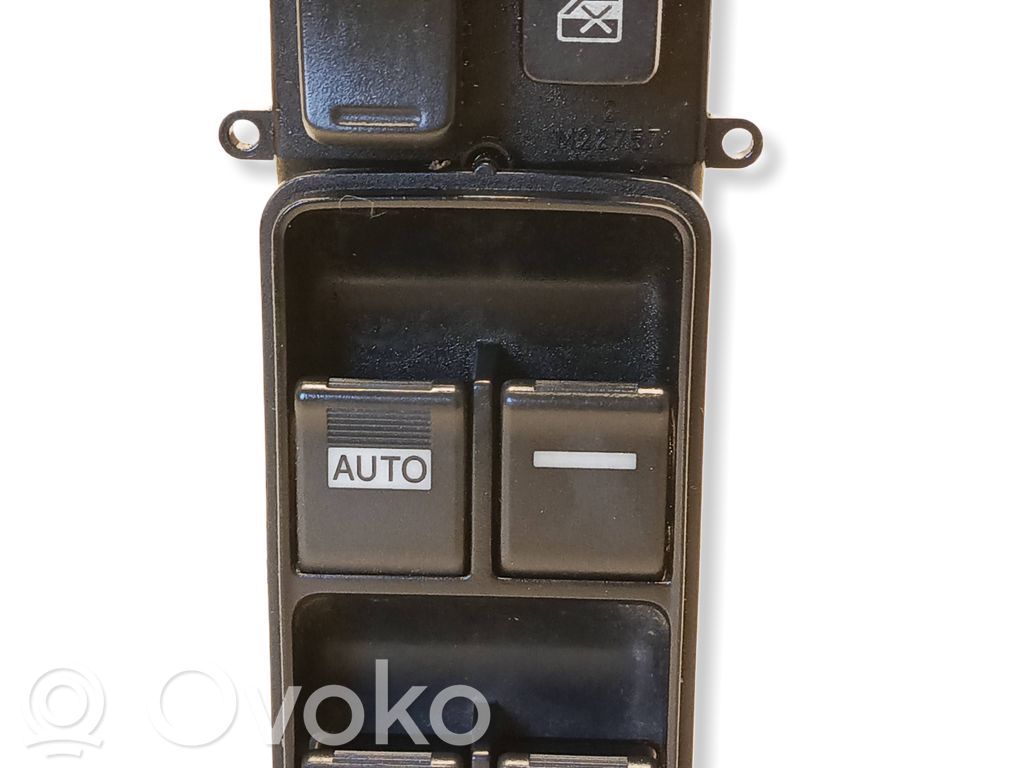 Przyciski szyb   G8D382HB,0052070