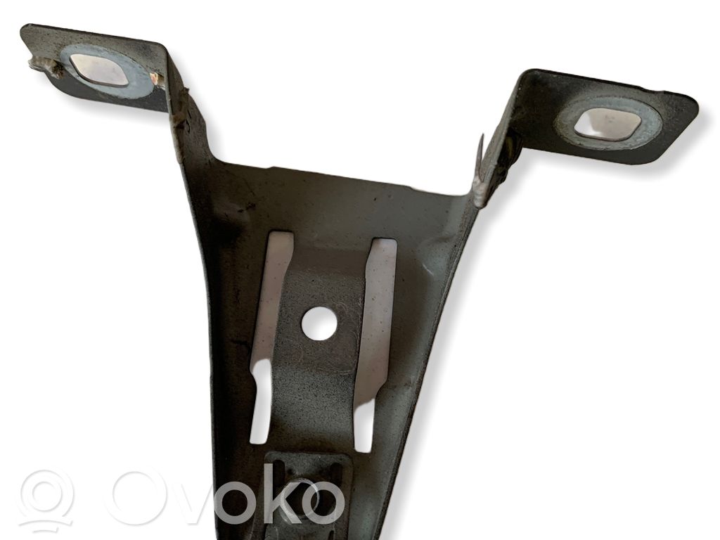 BMW 7 F01 F02 F03 F04 Bridă fixare aripă față 