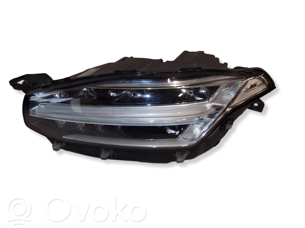 Volvo XC90 Scheinwerfer 