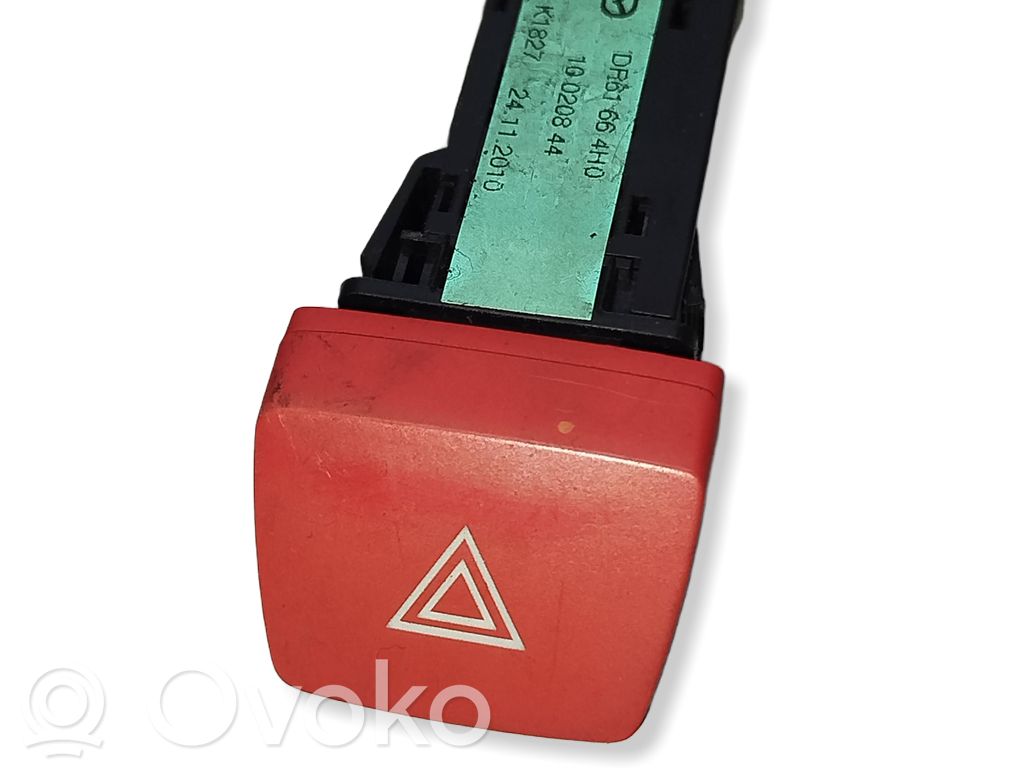 Hazard light switch   DR61664H0