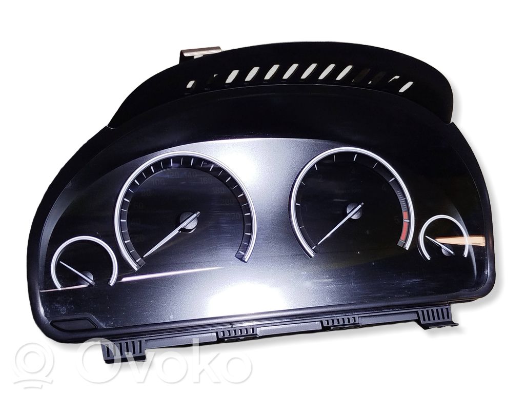 BMW 5 F10 F11 Vitezometru (grup de instrumente) 