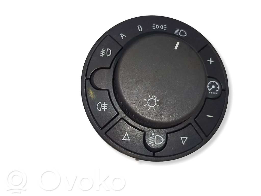 Opel Corsa D Light switch 