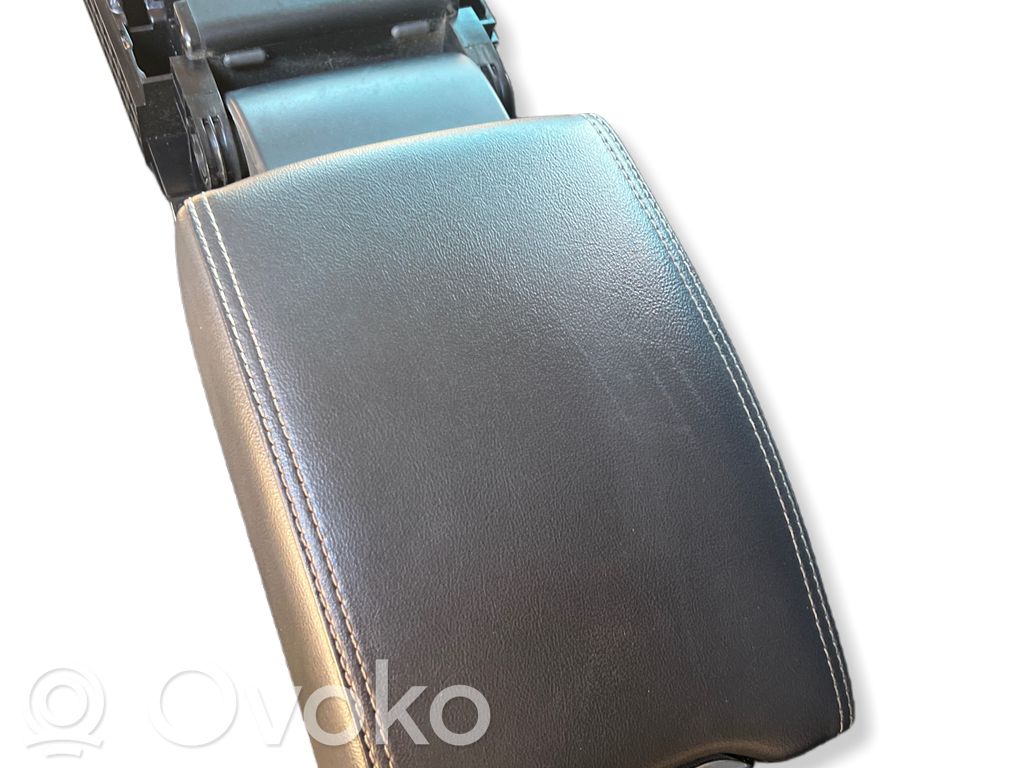 Volvo V60 Podłokietnik tunelu środkowego 