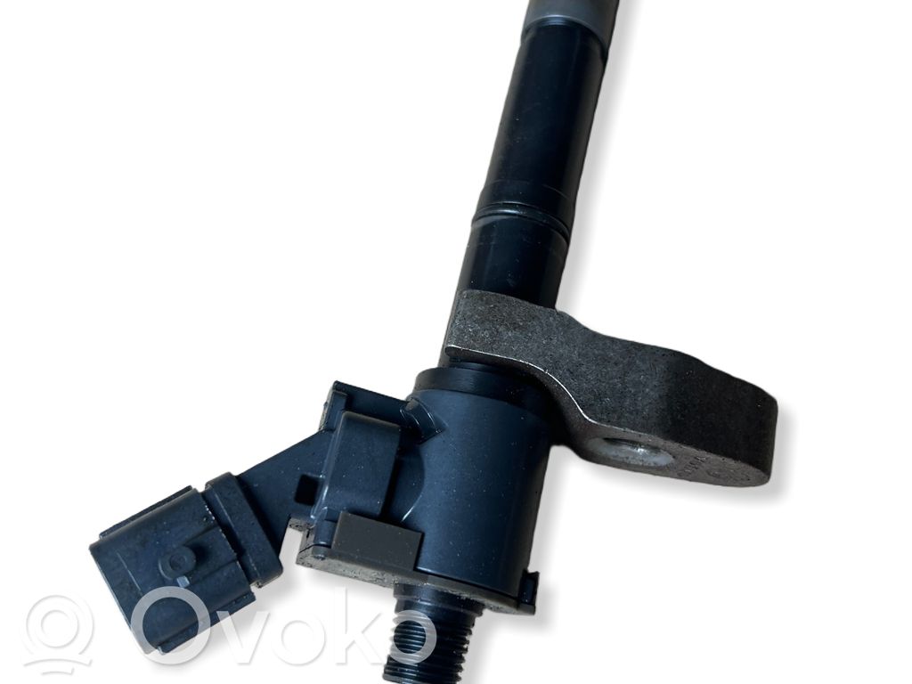 Inyector de combustible   2370010,31405404