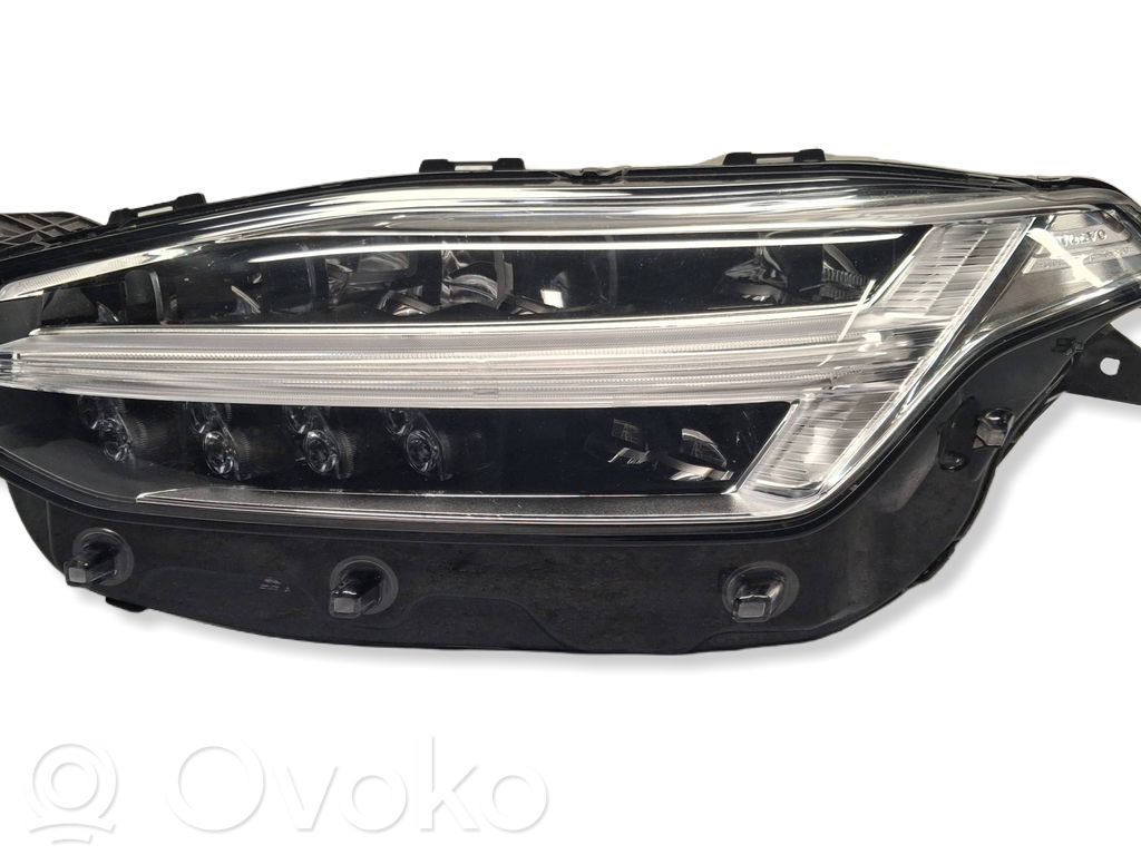 Volvo XC90 Scheinwerfer 