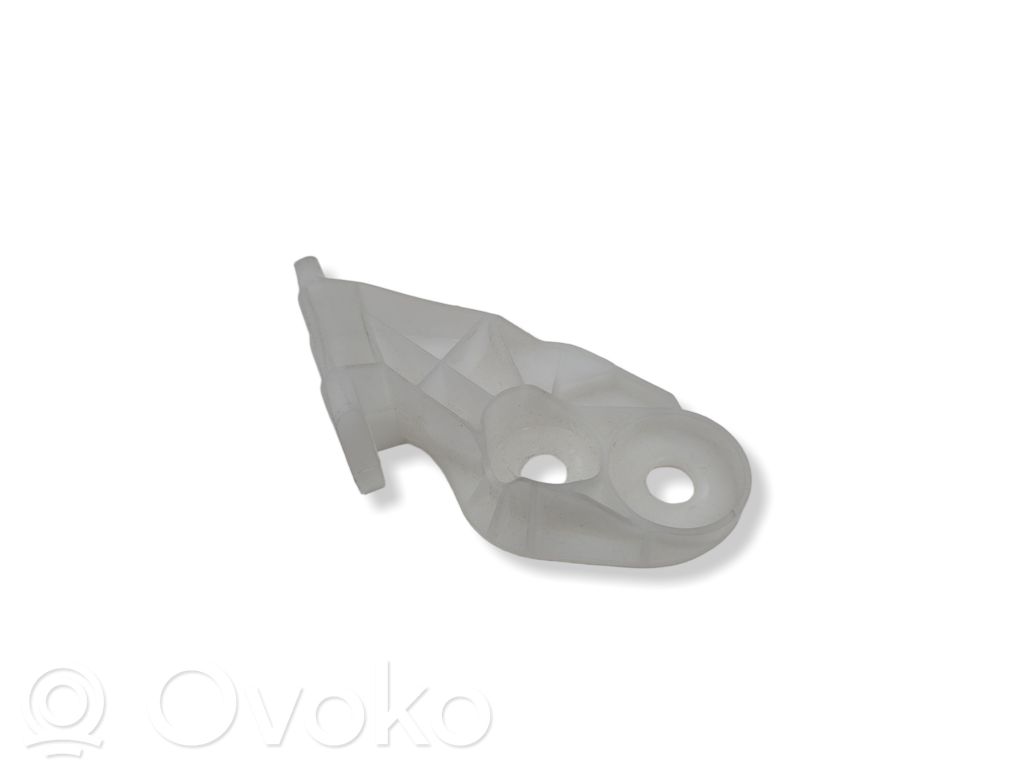 Front bumper mounting bracket   8195295
