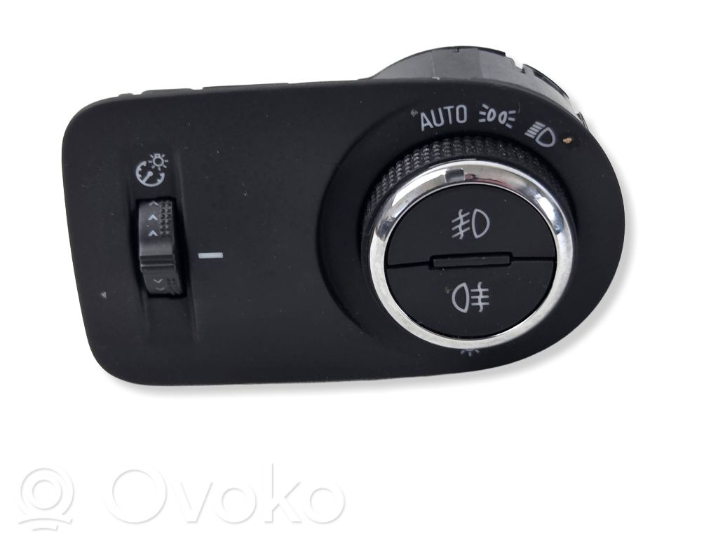 Opel Corsa F Interruptor de luz 