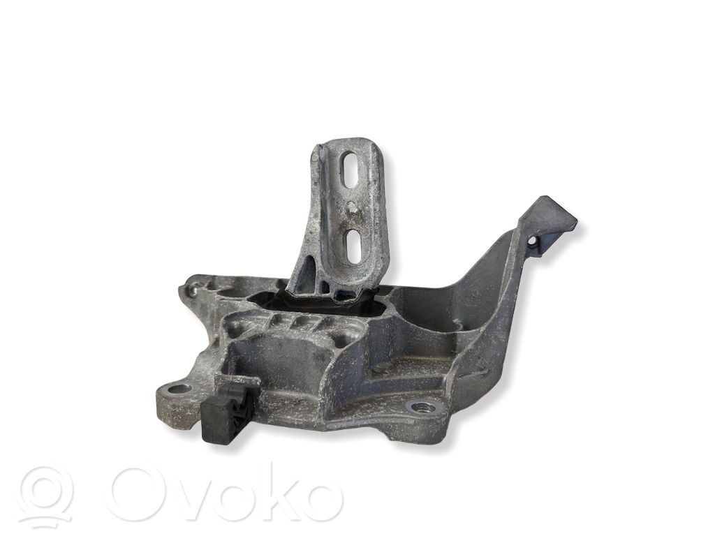 Opel Corsa F Mocowanie / Uchwyt skrzyni biegów 