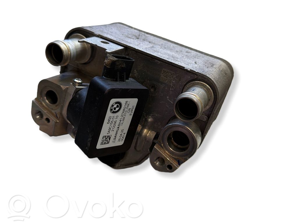 BMW i4 Engine oil radiator 
